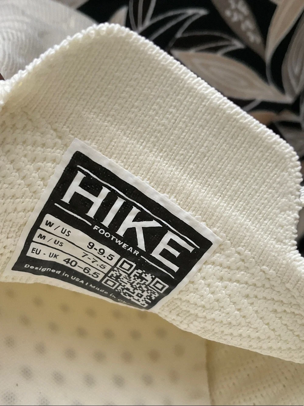 HIKE Cream Knit Lace-Up Women’s Sneakers(NWOT)Never Worn